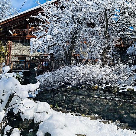 Bed and Breakfast La Ferme D'Angele Bourg-Saint-Maurice Zewnętrze zdjęcie