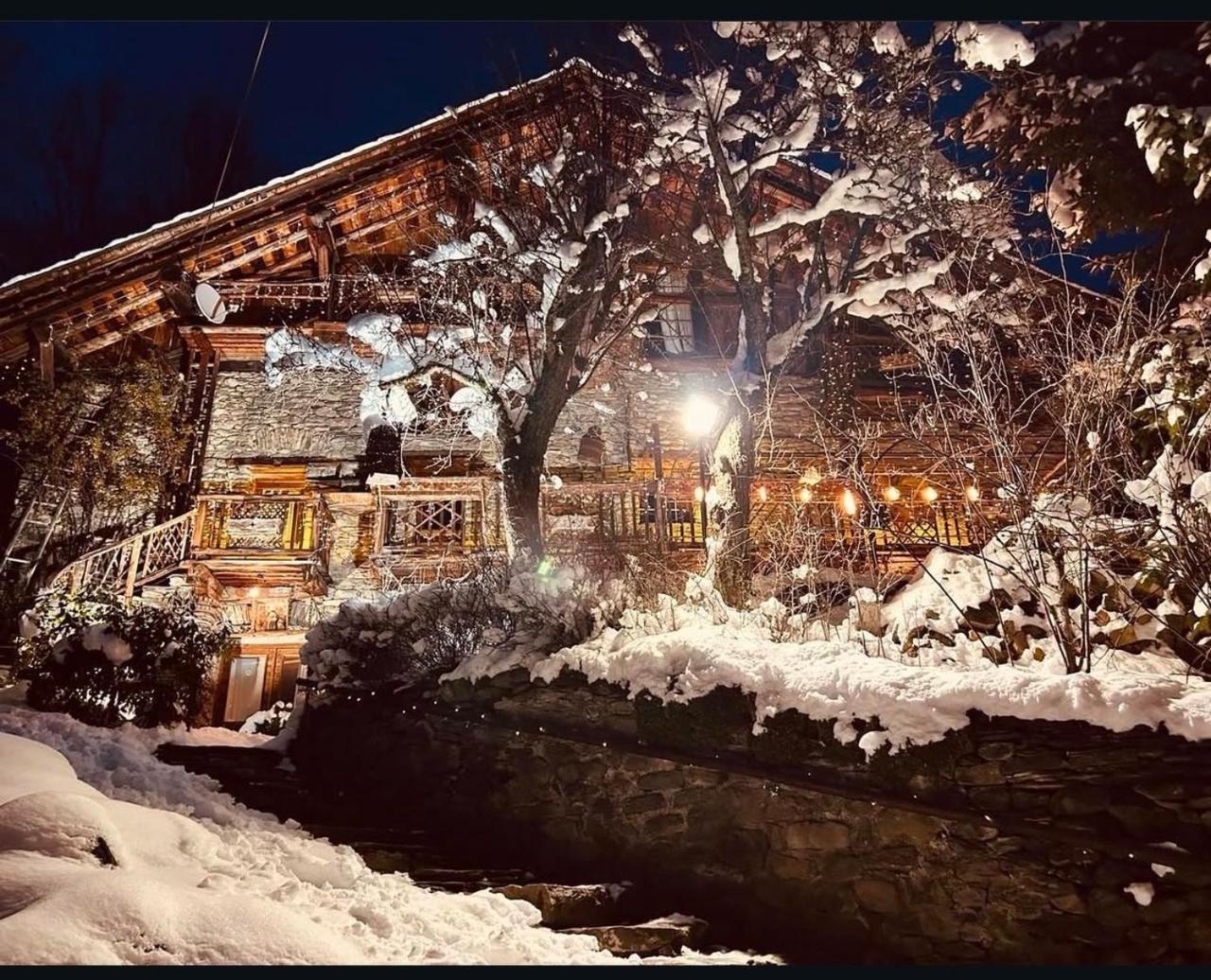 Bed and Breakfast La Ferme D'Angele Bourg-Saint-Maurice Zewnętrze zdjęcie